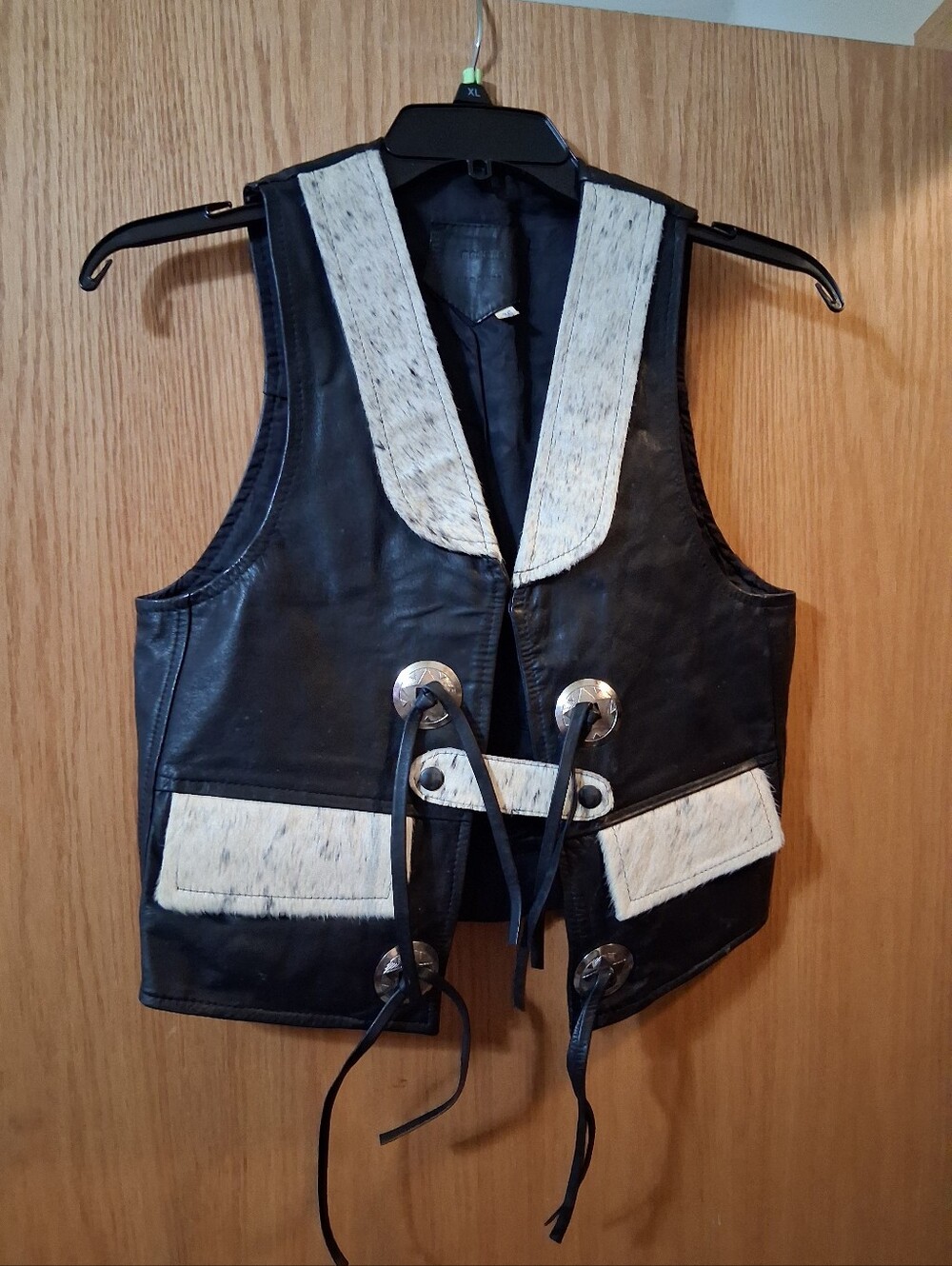 Montana vintage sleeveless leather vest outerwear, Western, Biker, Sz 36 US Smal